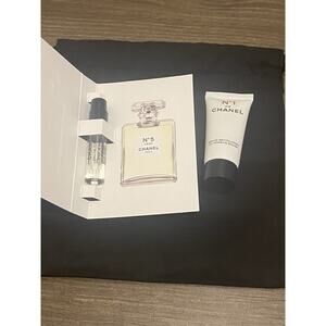 N°5 CHANEL Paris EDT Spray 1.5 ml N°1 Serum Revitalisant 5 ml Authentic New